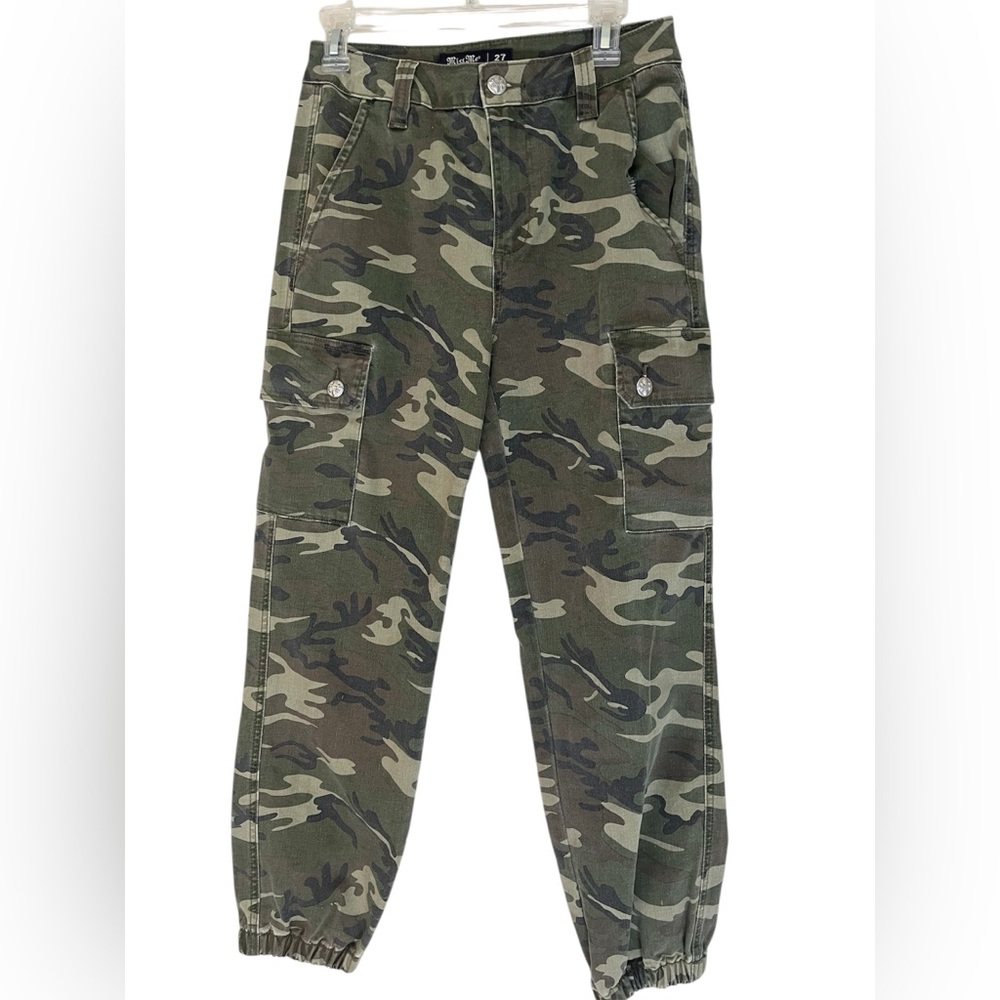 Miss Me Camouflage Cargo Jeans